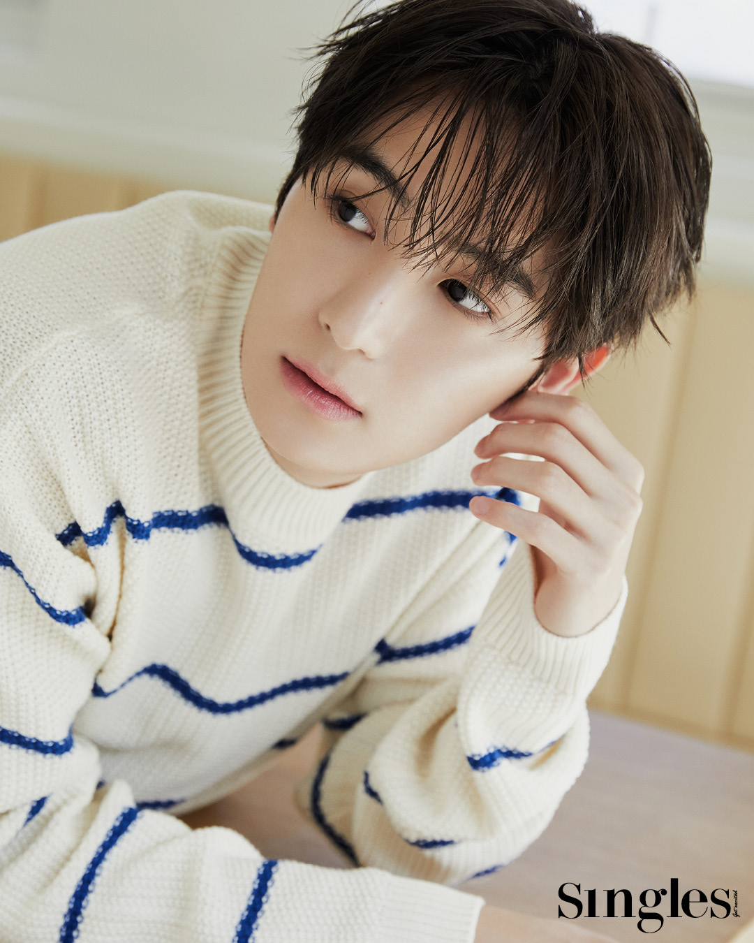 티르티르 현재 싱글즈 화보, 티르티르, 현재, 더보이즈 현재, 이재현, 티르티르 쿠션, 마스크 핏 쿠션, 티르티르 크리스탈 쿠션, 현재 화장품, 현재 쿠션 